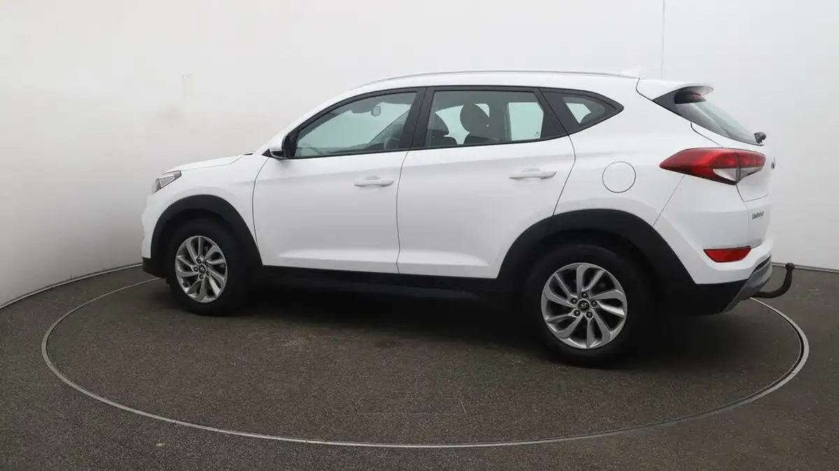 2017-hyundai-tucson-20crdi-se-nav-136ps-auto-big-39