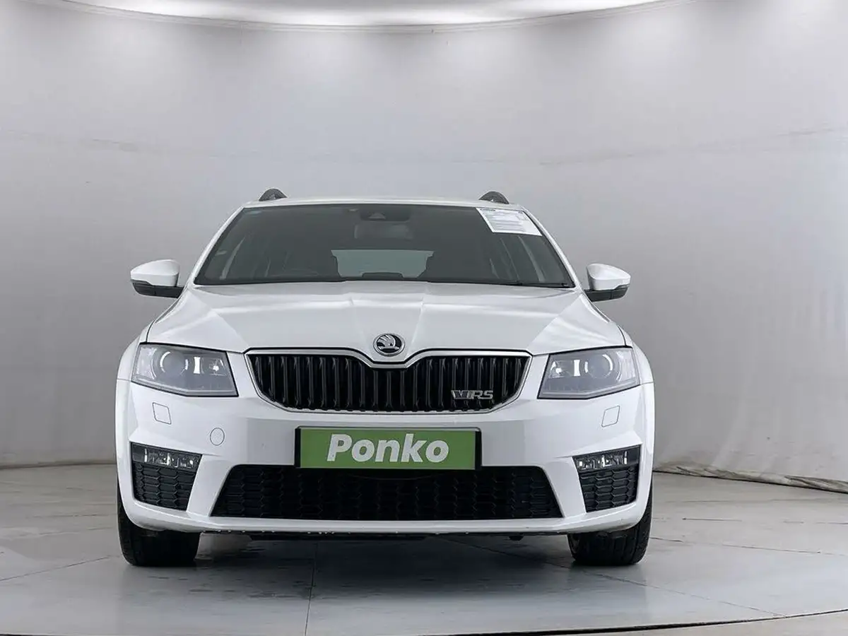 2015-skoda-octavia-20tdi-vrs-estate-dsg-big-13