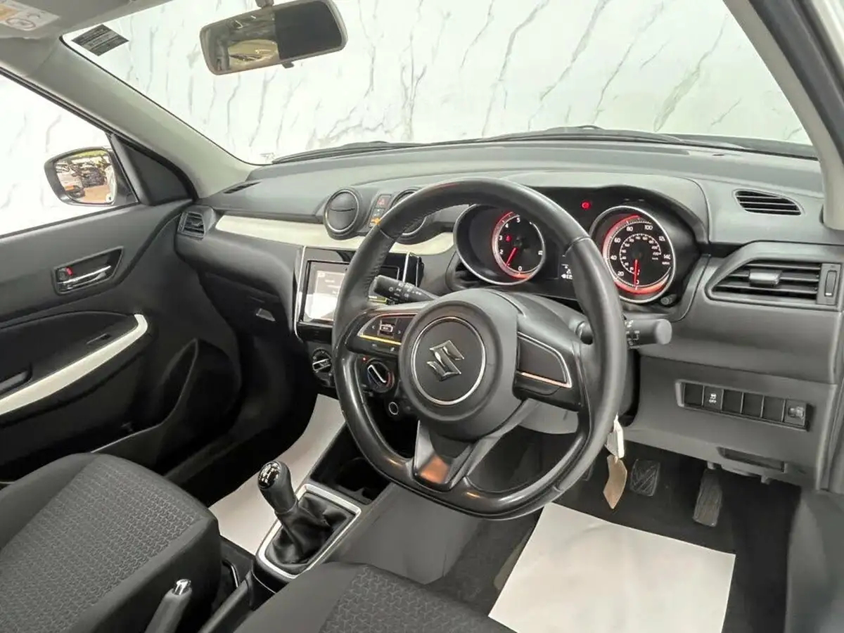 2019-suzuki-swift-10-boosterjet-sz-t-big-24