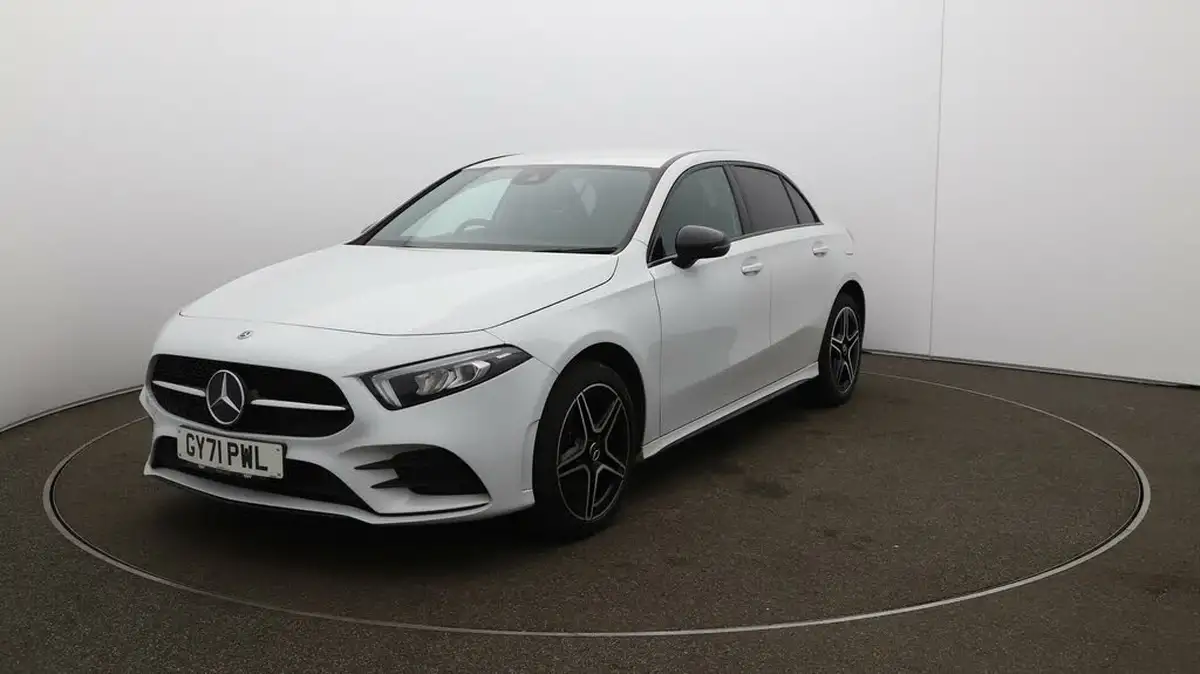 2021-mercedes-benz-a-class-13-a250e-amg-line-edition-hatchback-5d-big-27