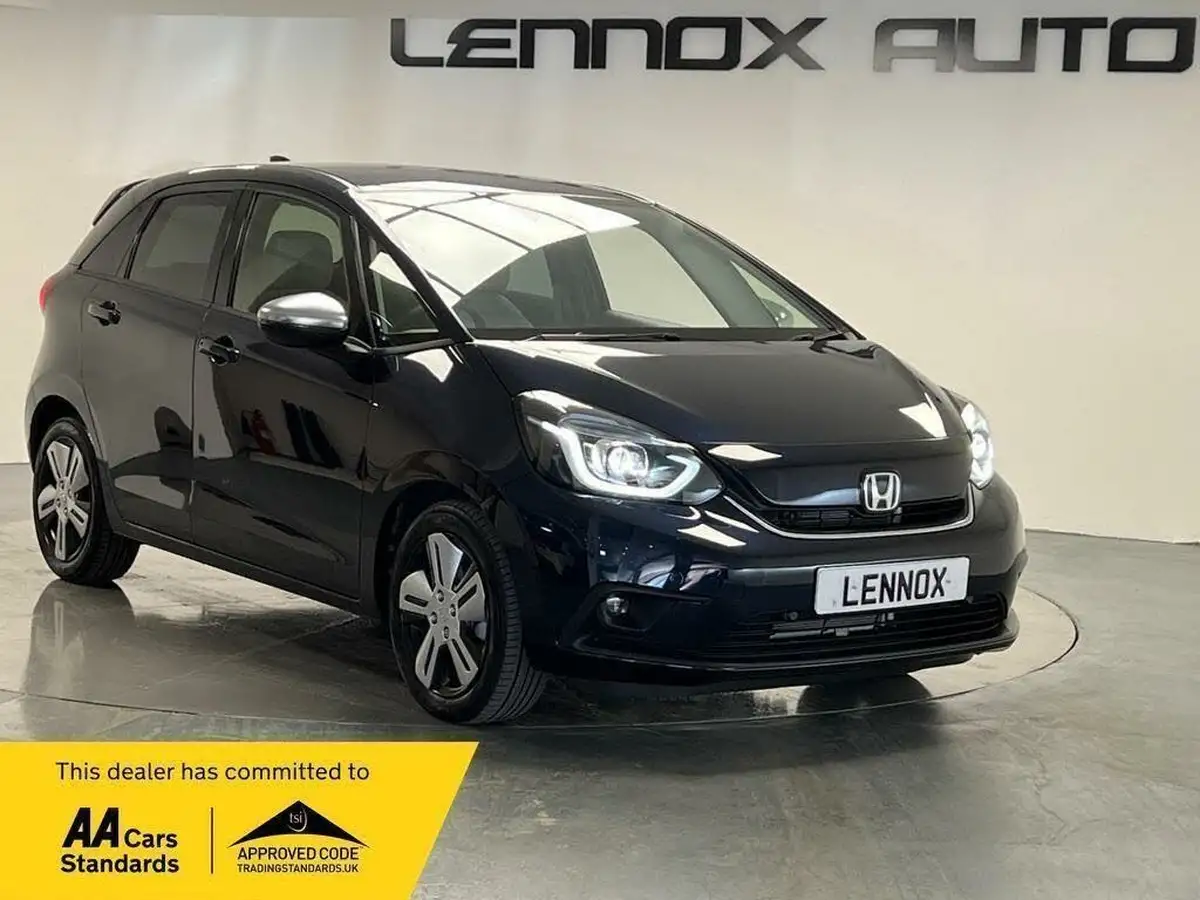 2021-honda-jazz-15-i-mmd-ex-107ps-big-0