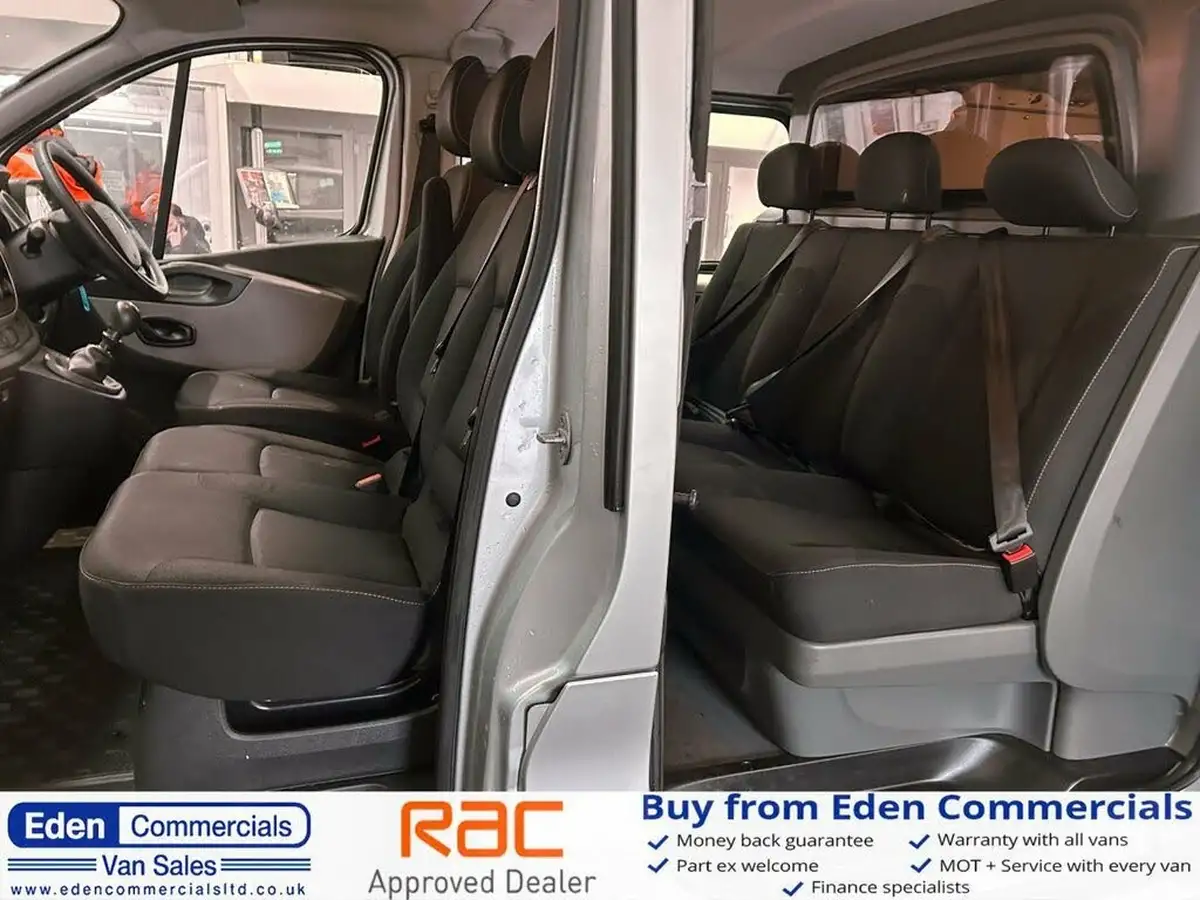 2016-renault-trafic-16dci-ll29-120-business-energy-crew-6-seats-big-2