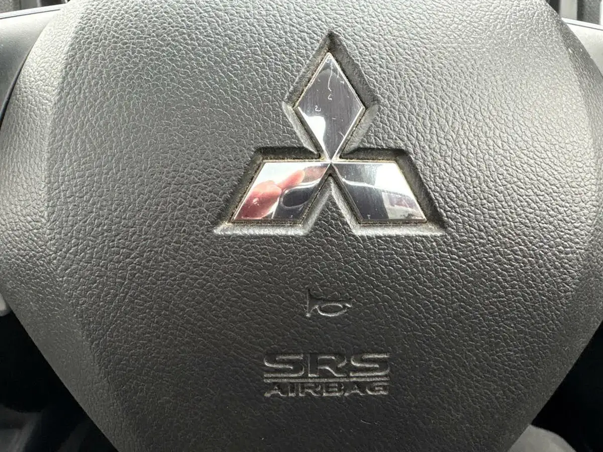 2015-mitsubishi-asx-22di-d-zc-h-big-32