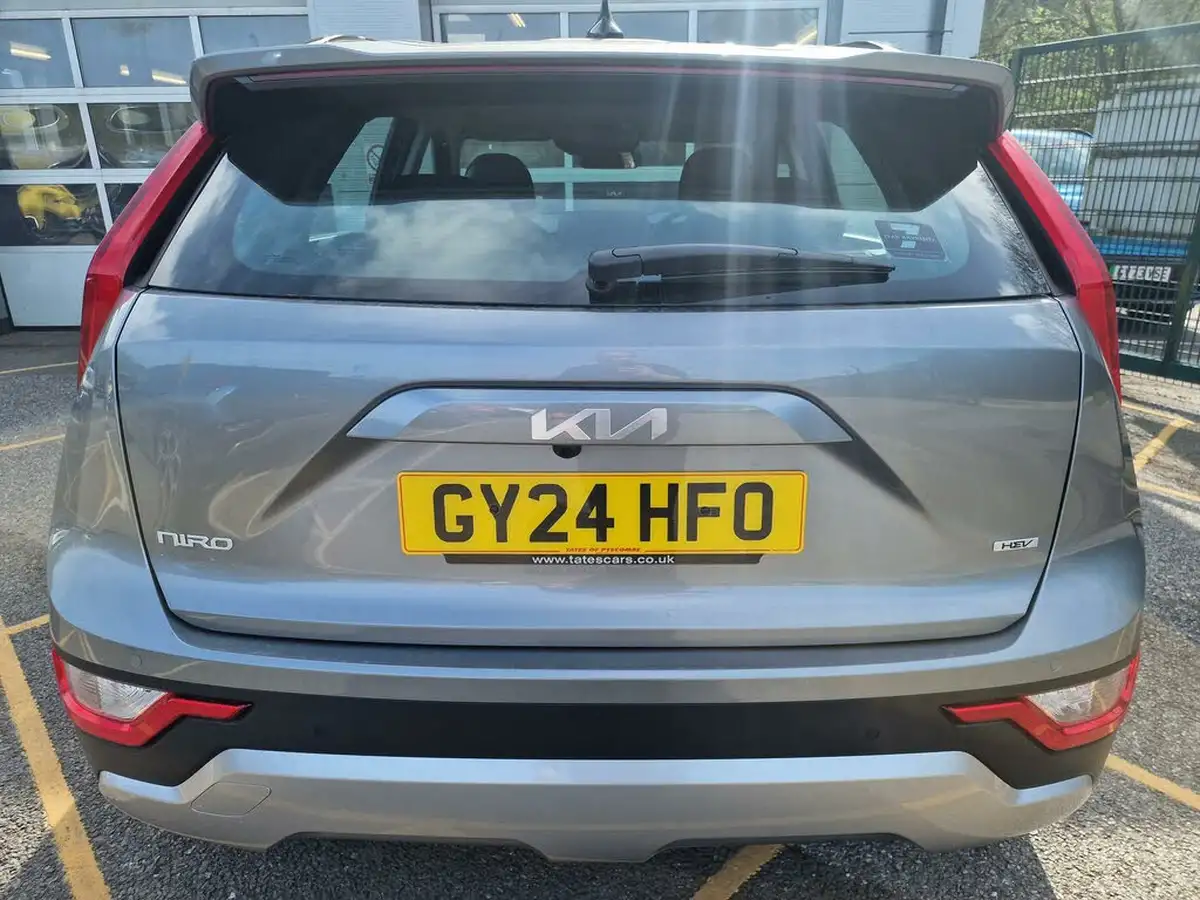 2024-kia-niro-16-gdi-139bhp-hev-132kwh-big-2