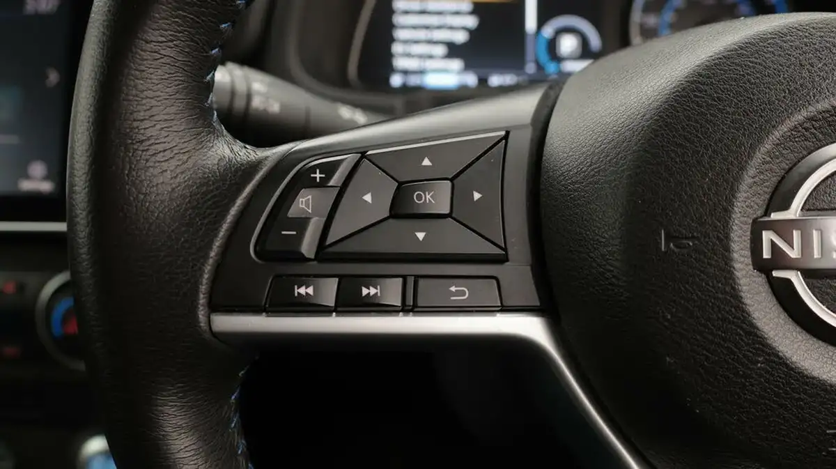 2022-nissan-leaf-e-acenta-39kwh-big-22