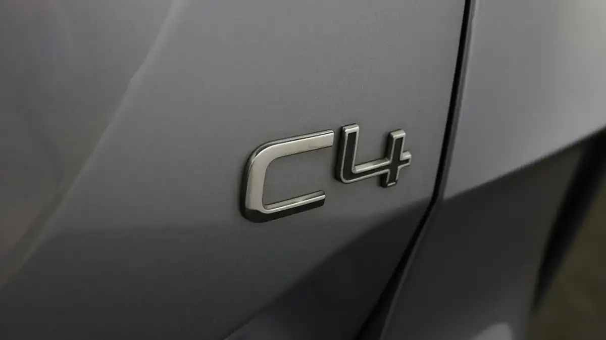 2021-citroen-c4-12-puretech-sense-plus-big-19
