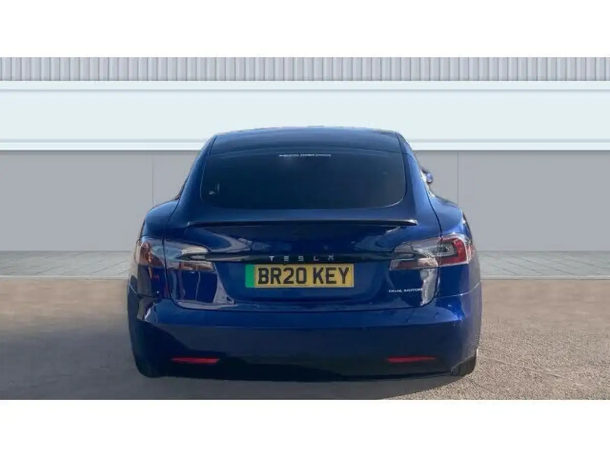 2020-tesla-model-s-e-long-range-big-5