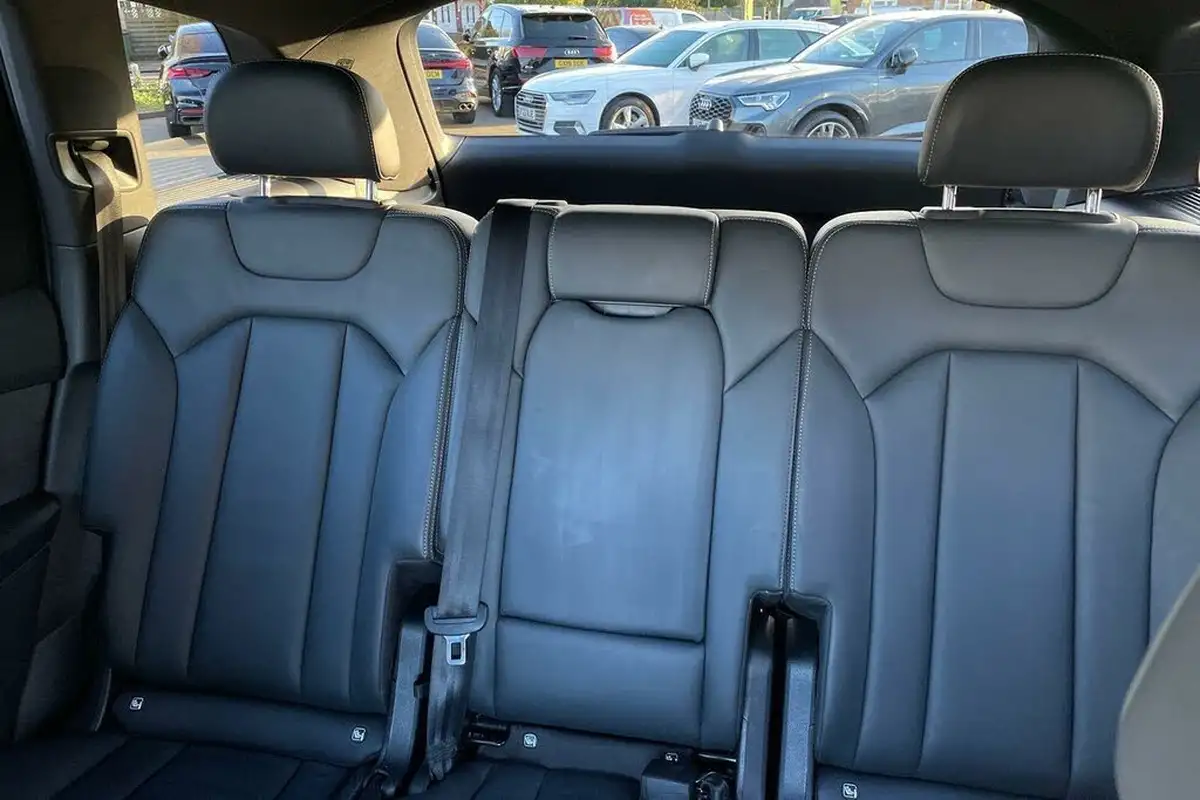 2022-audi-q7-30-45-tdi-s-line-big-7