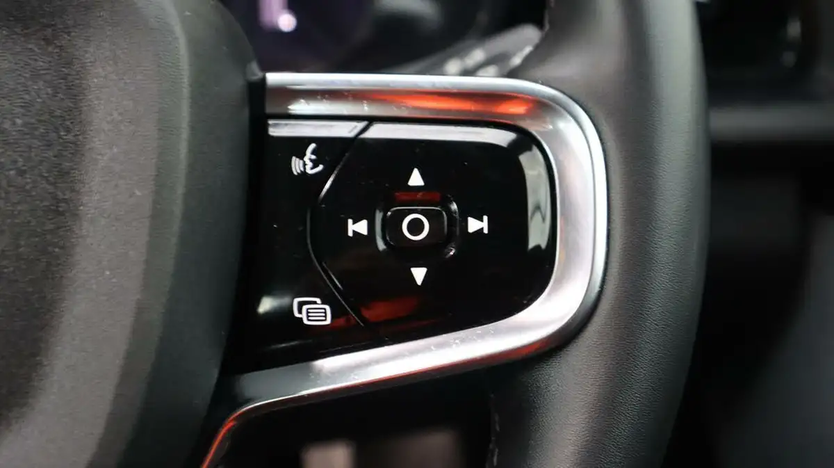 2022-polestar-polestar-2-e-ps2-165kw-standard-single-hatchback-big-22