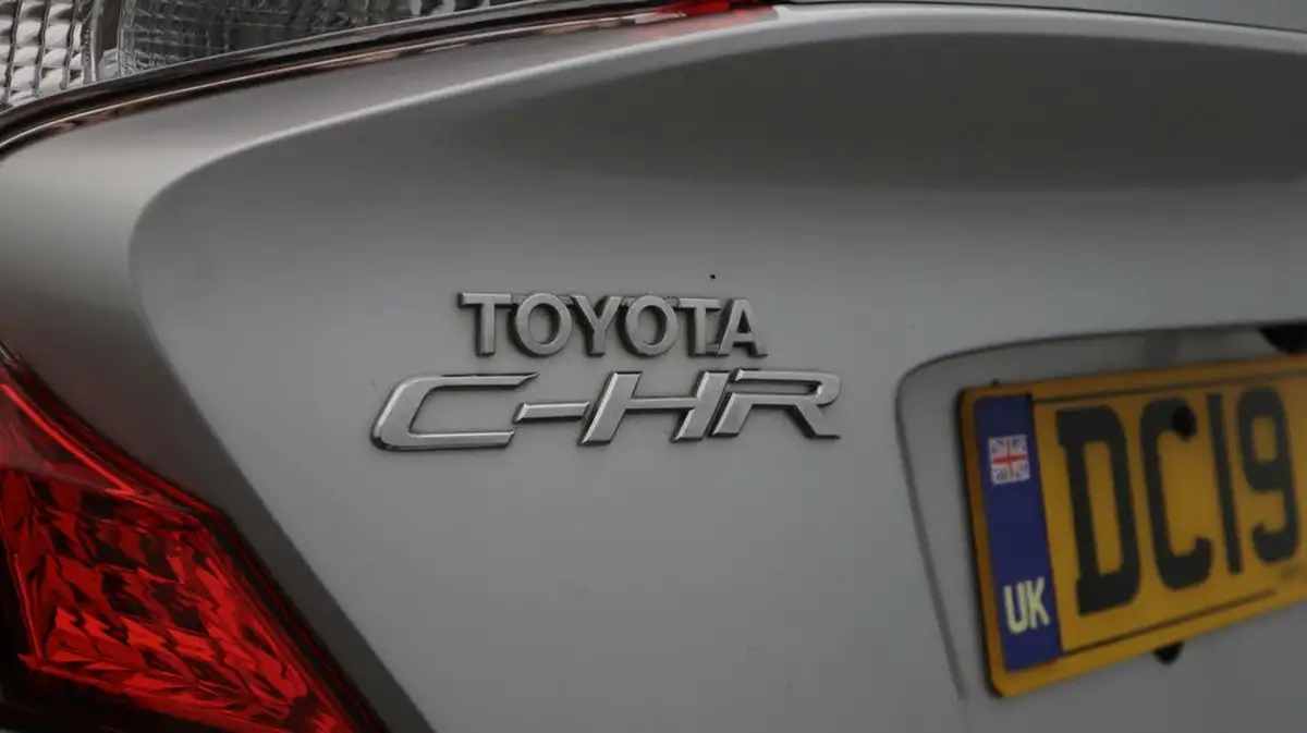 2019-toyota-c-hr-12-icon-big-25