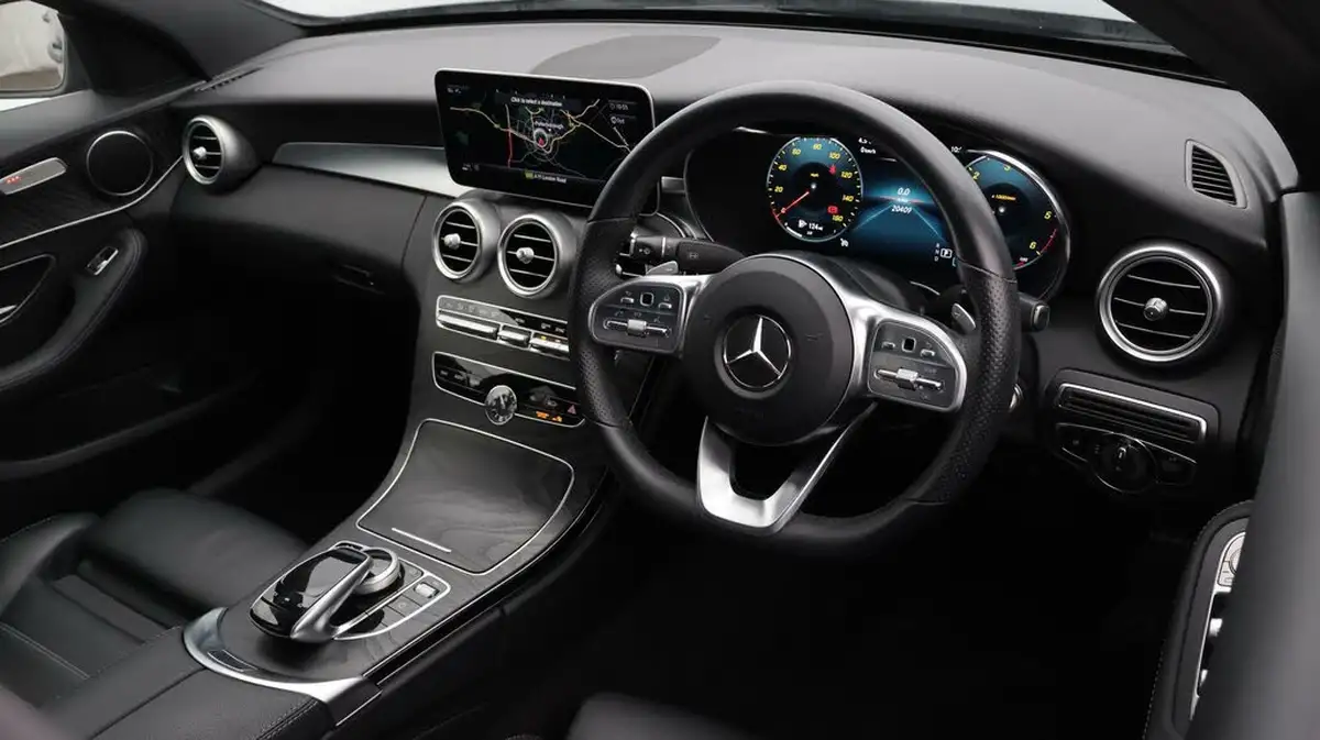 2020-mercedes-benz-c-class-20d-c300d-amg-line-edition-244ps-premium-saloon-4d-big-9