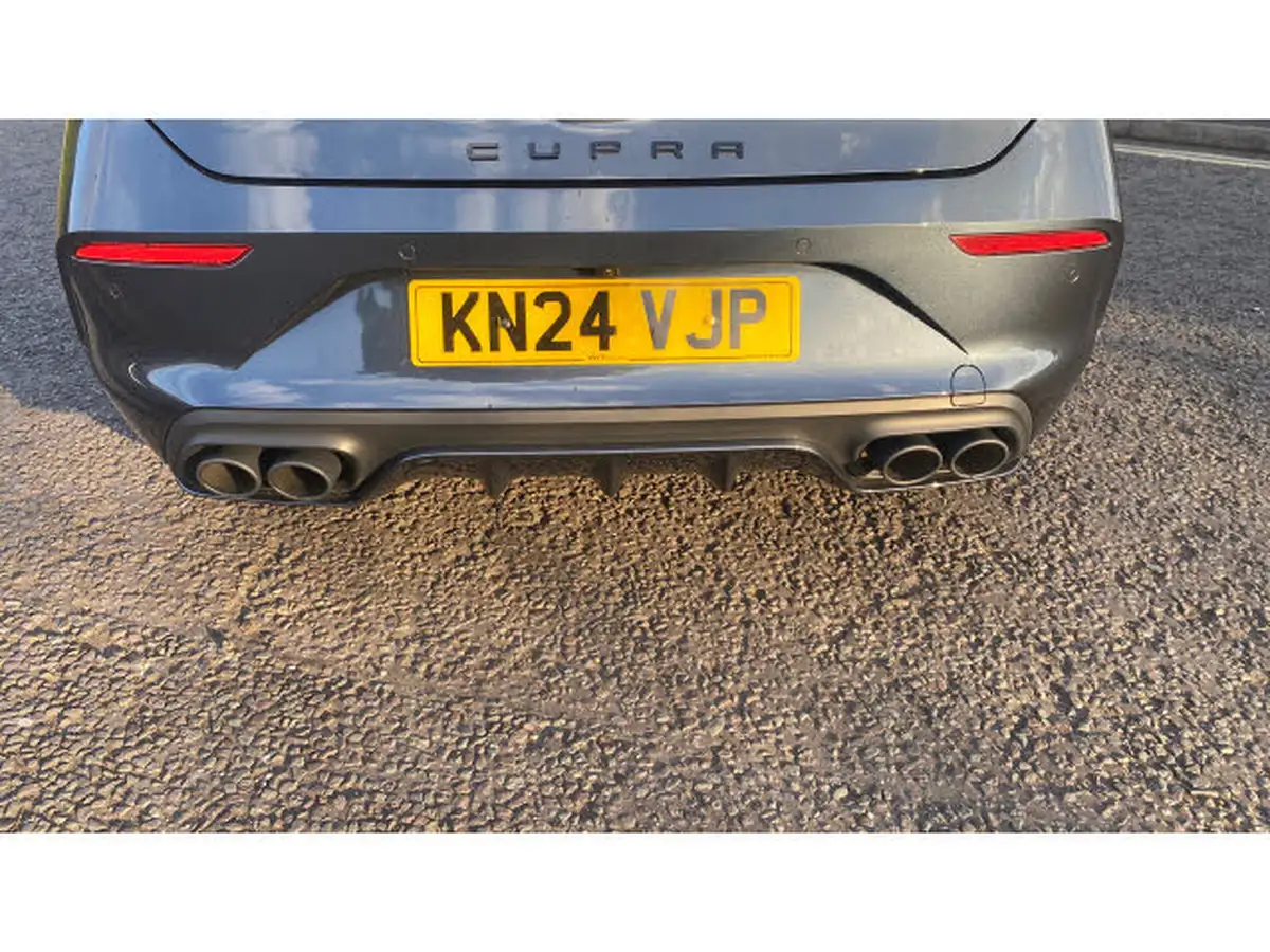 2024-cupra-leon-nf-20-tsi-vz2-design-edition-300ps-hatchback-big-22