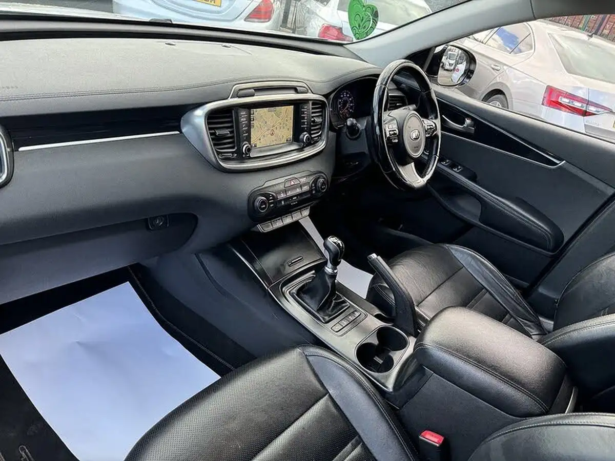 2016-kia-sorento-22-crdi-kx-2-big-10