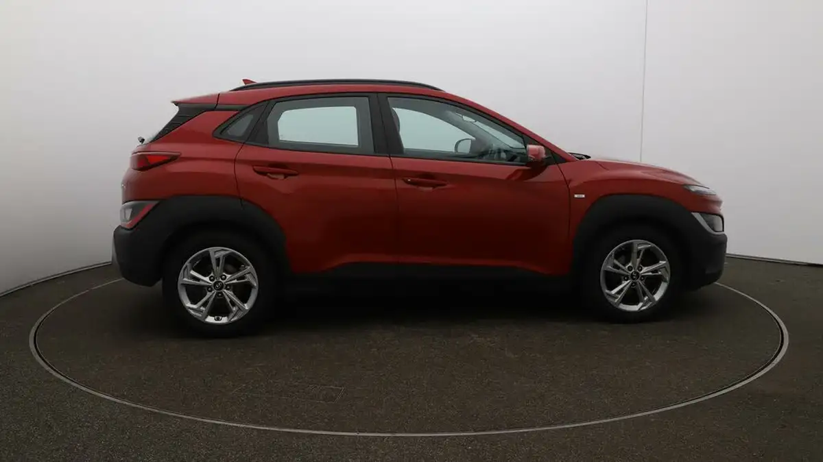 2022-hyundai-kona-10-t-gdi-se-connect-big-8