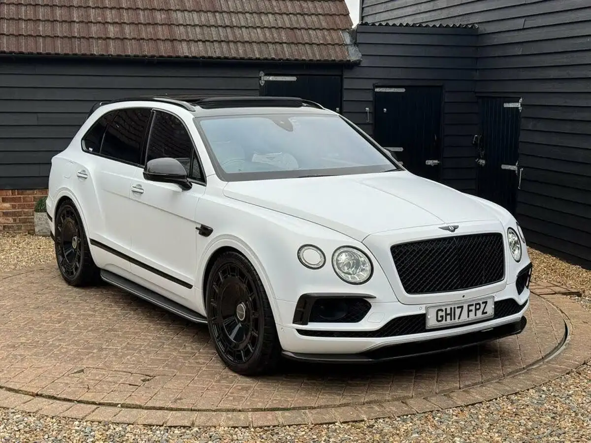 2017-bentley-bentayga-60-w12-big-31