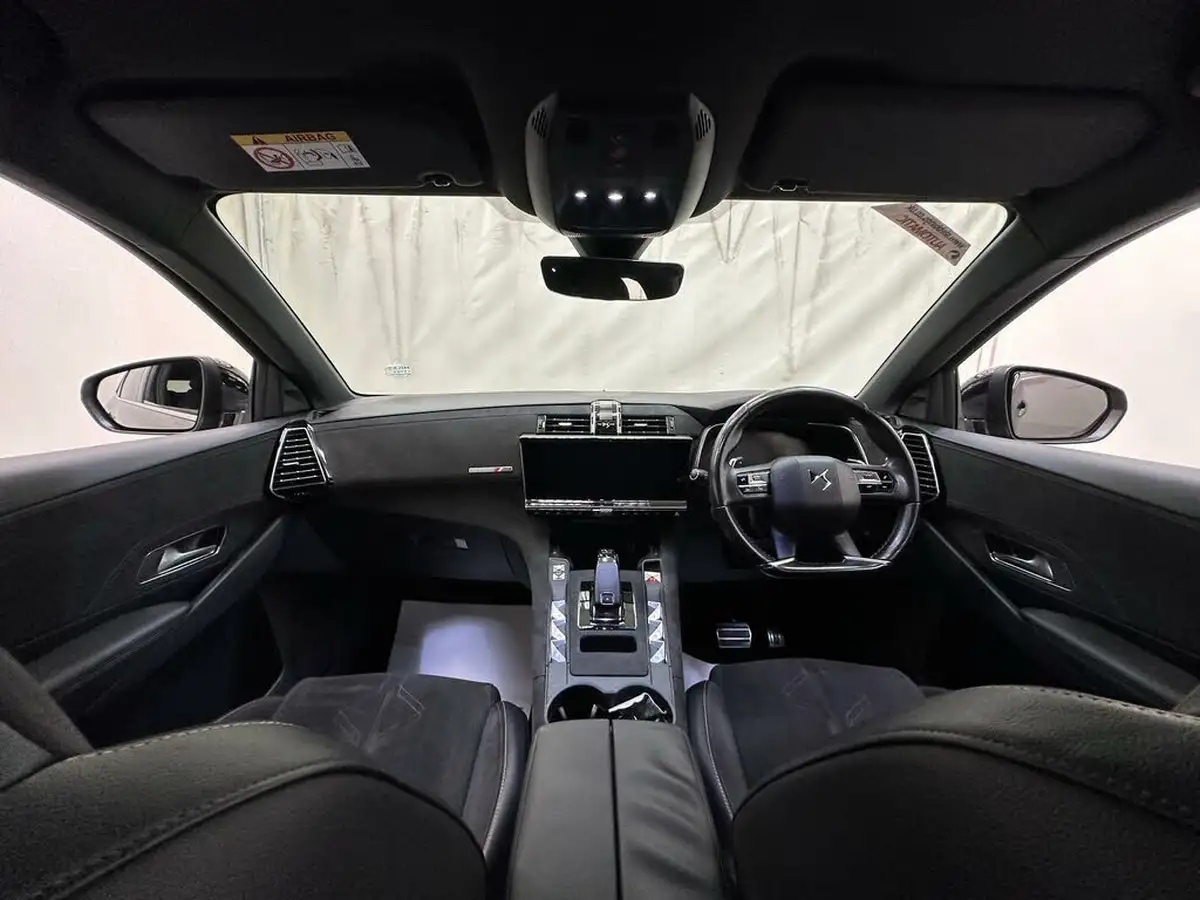 2018-ds-ds-7-crossback-16-puretech-performance-line-225ps-big-18