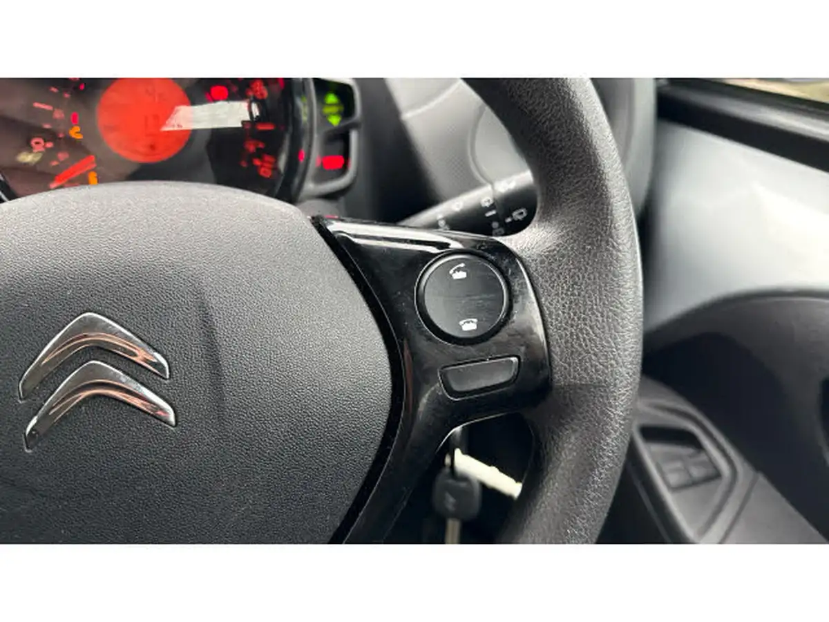 2020-citroen-c1-10-vti-feel-ss-5d-big-21