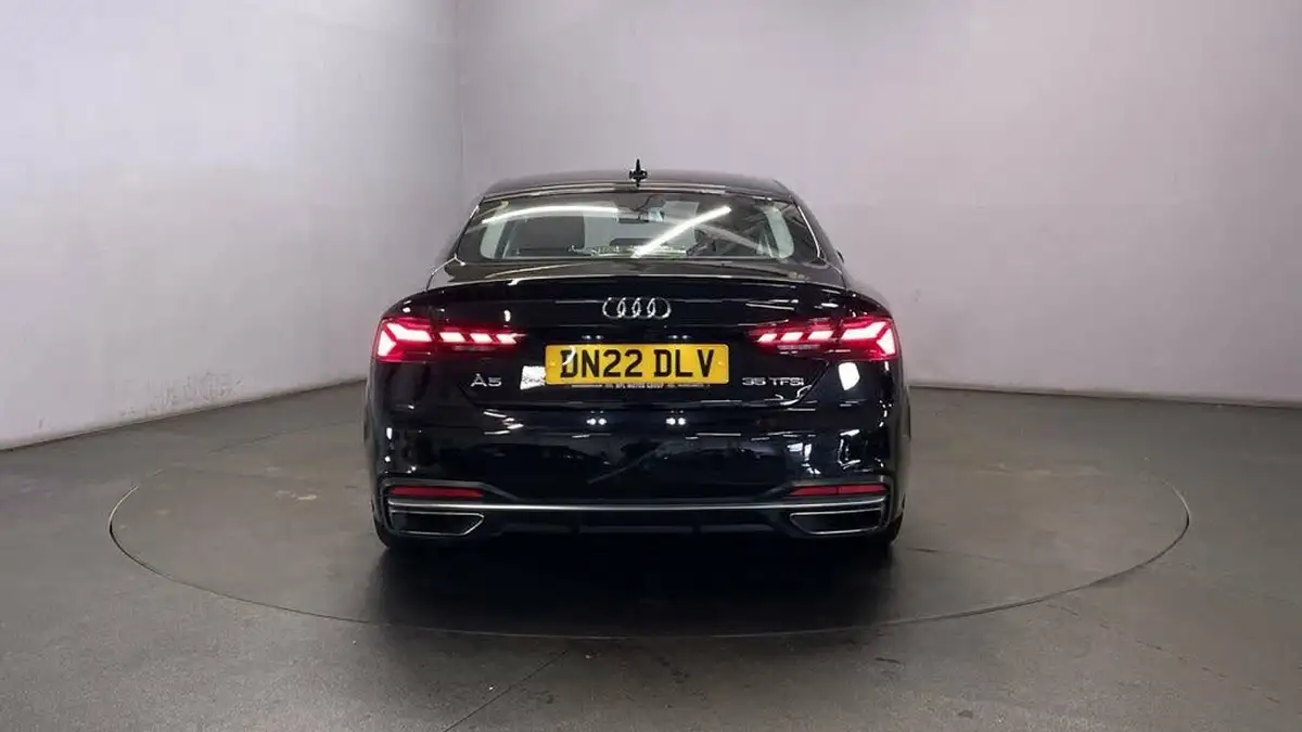2022-audi-a5-20-35-tfsi-sportback-5d-big-15