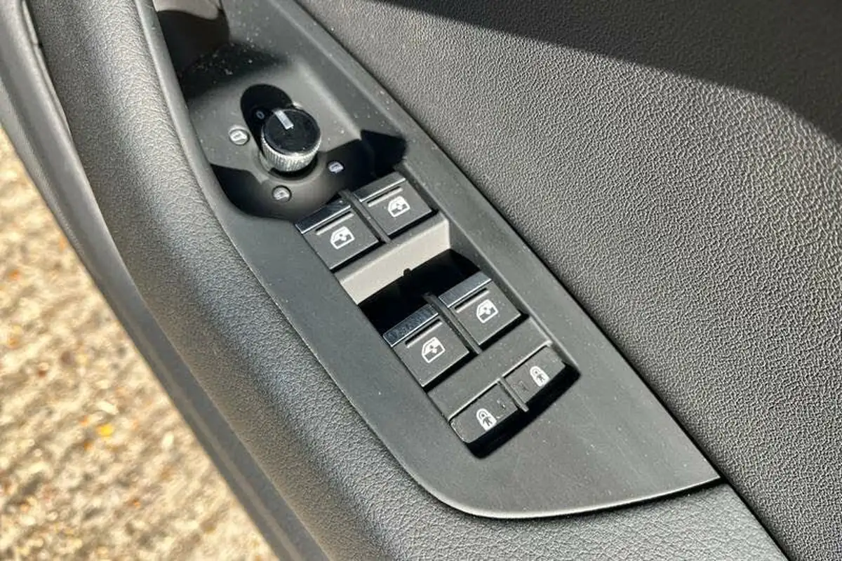 2019-audi-a6-saloon-20-40-tdi-sport-quattro-big-15
