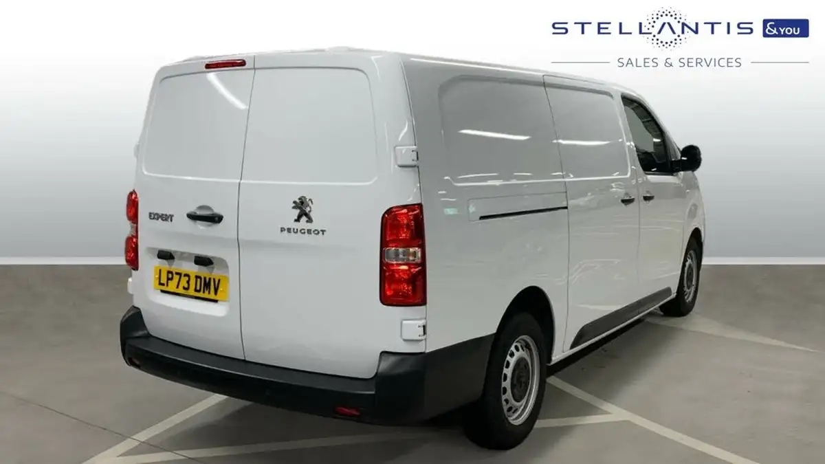 2023-peugeot-expert-20-bluehdi-professional-premium-long-1400-big-2