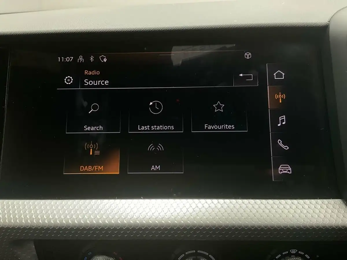 2021-audi-a1-10-25-tfsi-s-line-big-49
