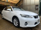 2011-lexus-ct-200h-small-6