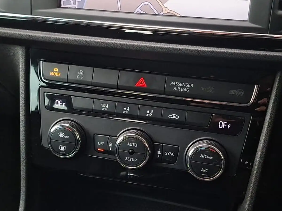2018-seat-leon-14-ecotsi-fr-technology-estate-5d-dsg-big-17