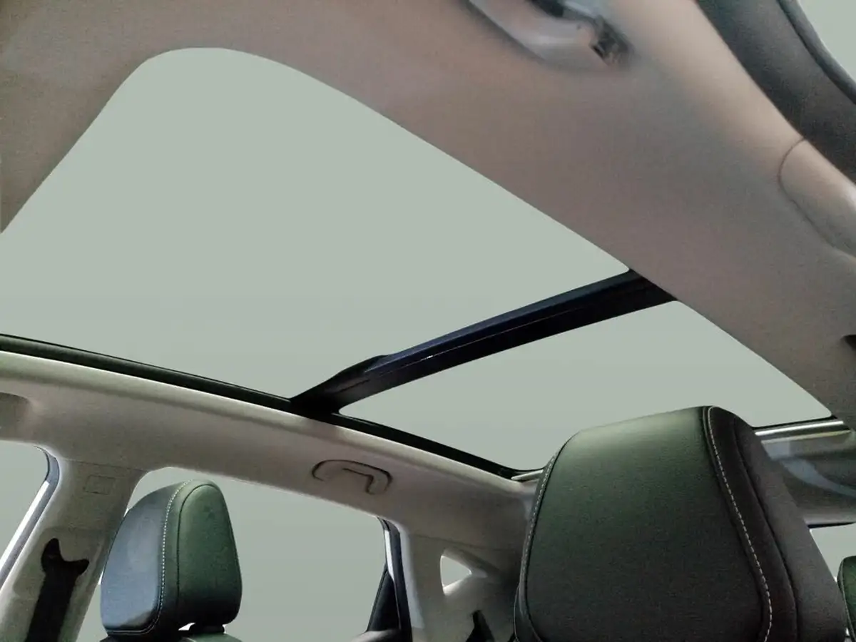2021-mg-zs-suv-e-exclusive-ev-big-4