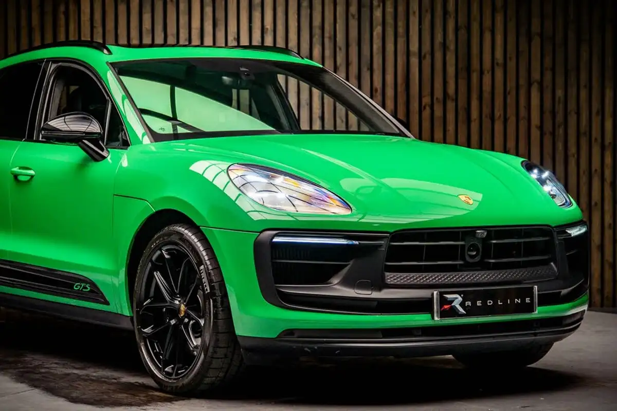 2024-porsche-macan-29-v6-gts-big-11
