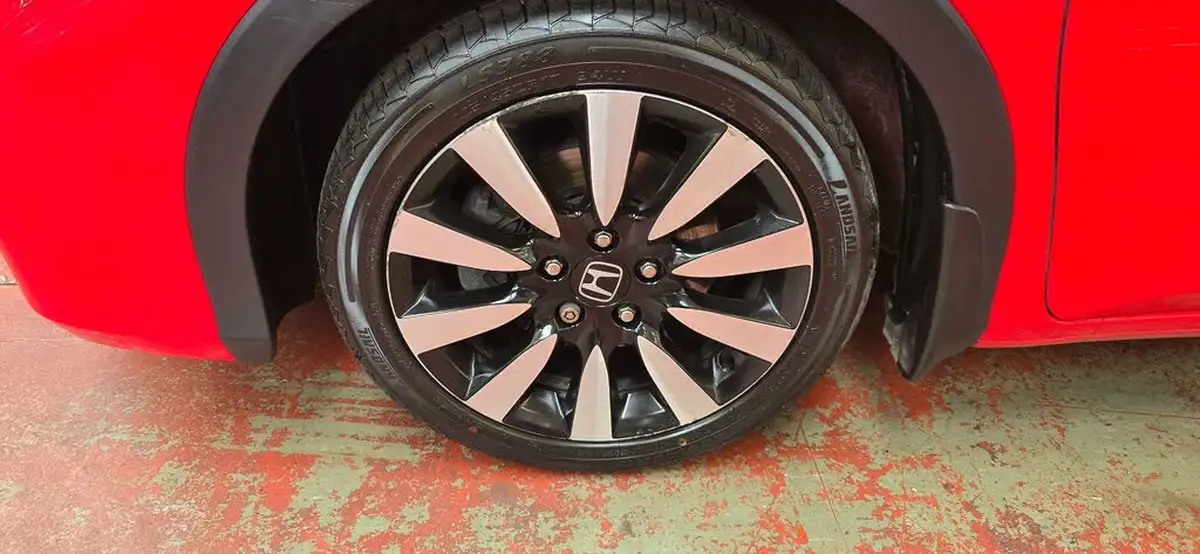 2017-honda-civic-18-i-vtec-sr-dasp-ss-tourer-big-29