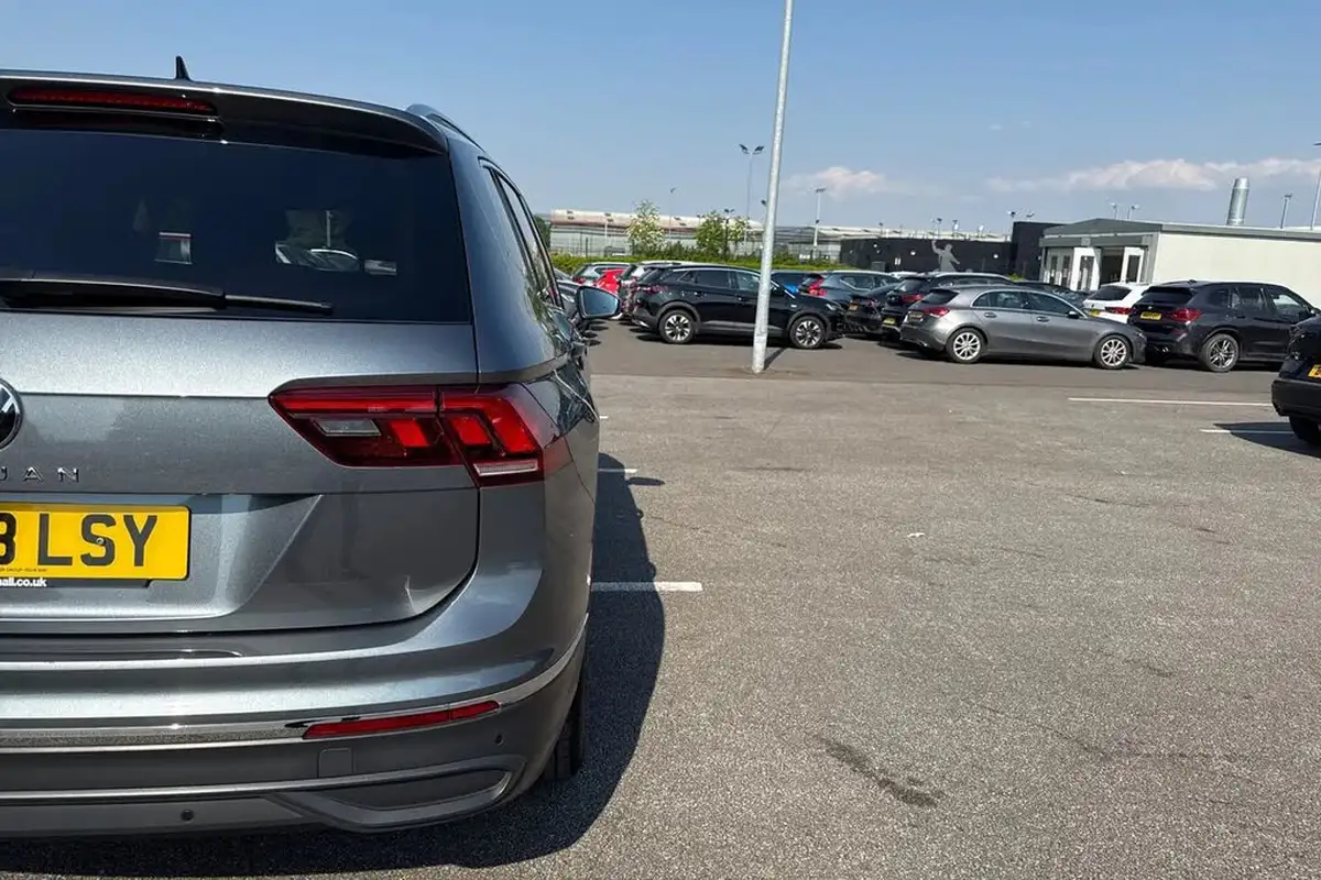 2023-volkswagen-tiguan-allspace-15-tsi-life-big-37