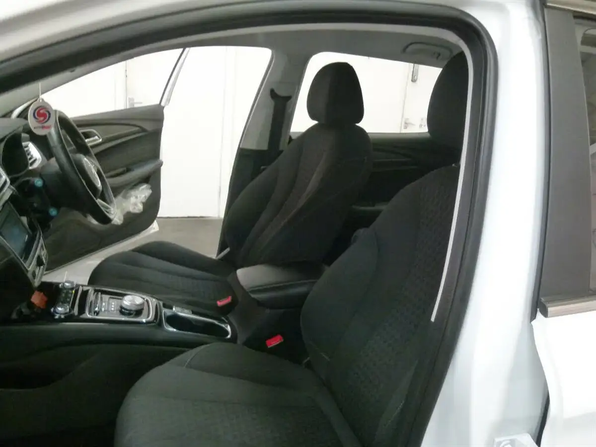 2022-mg-mg5-e-excite-ev-long-range-big-14