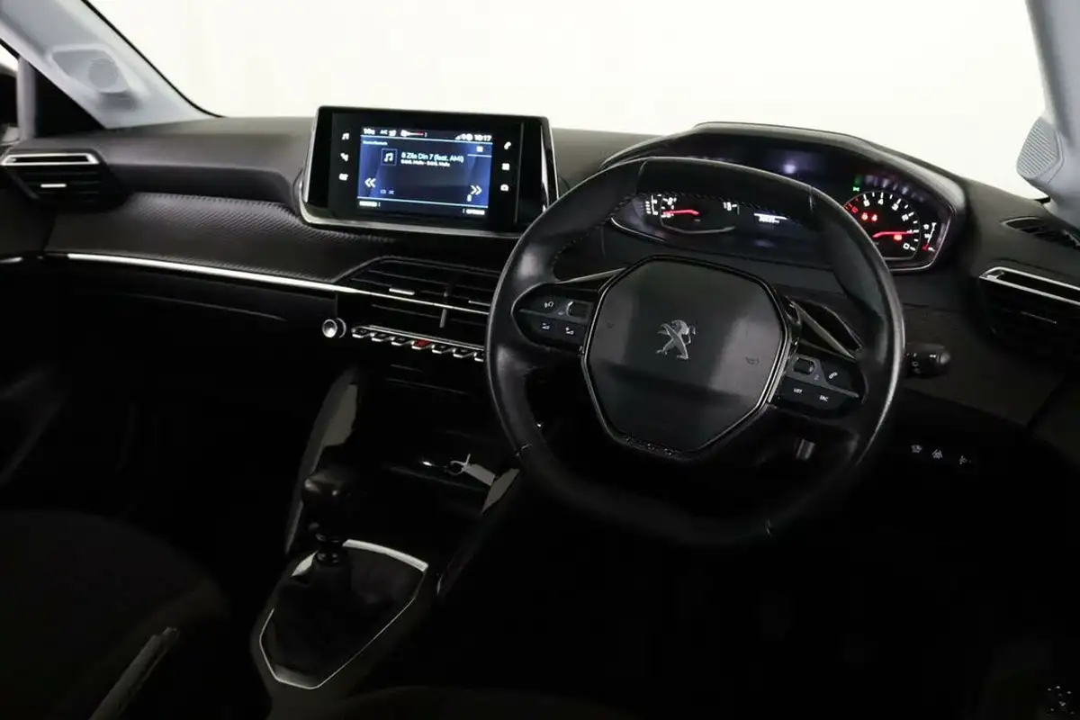 2022-peugeot-208-12-puretech-active-premium-100bhp-big-14