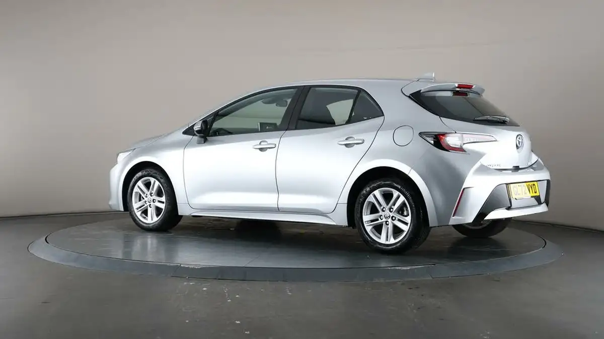 2023-toyota-corolla-18-vvt-i-icon-120bhp-trk-hatchback-5d-big-68