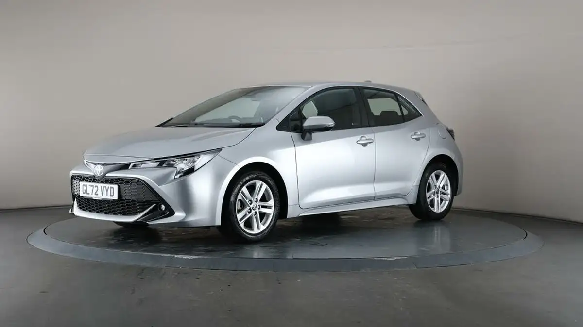 2023-toyota-corolla-18-vvt-i-icon-120bhp-trk-hatchback-5d-big-3