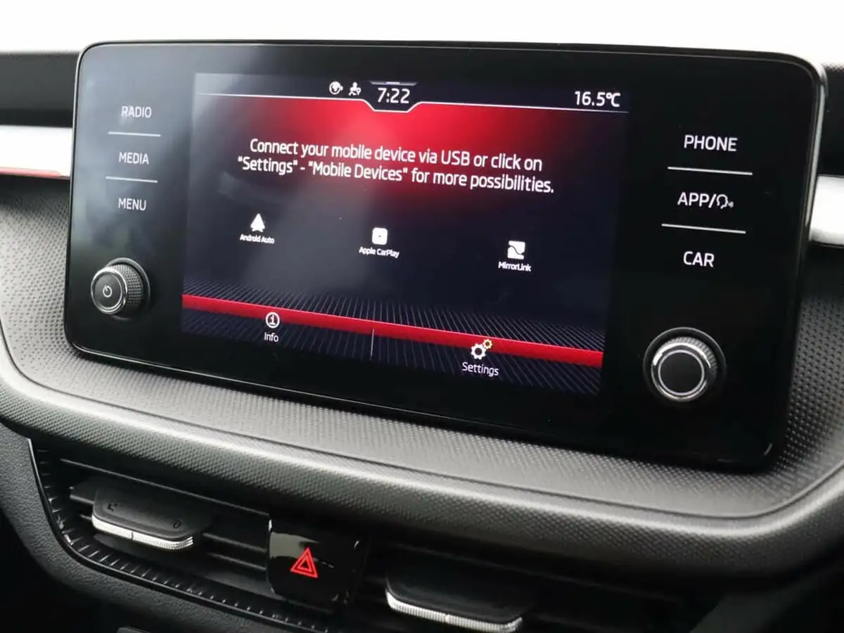 2023-skoda-fabia-10-mpi-colour-edition-big-26