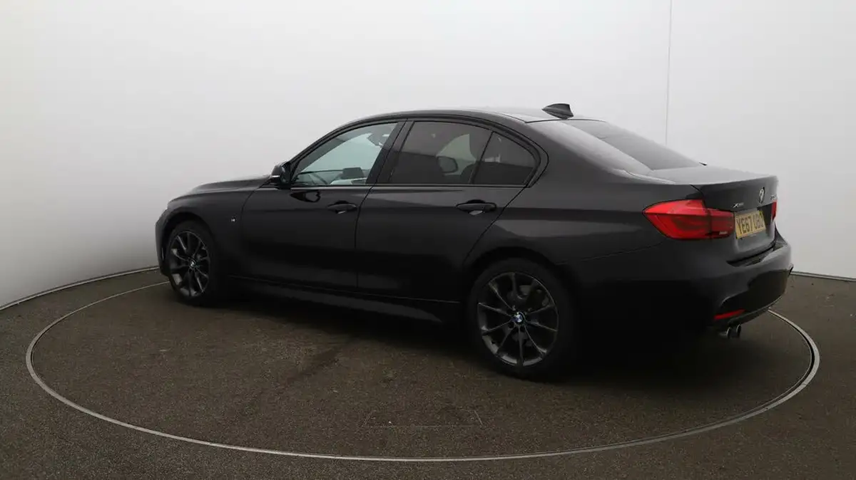 2017-bmw-3-series-30td-330d-xdrive-m-sport-saloon-4d-big-26