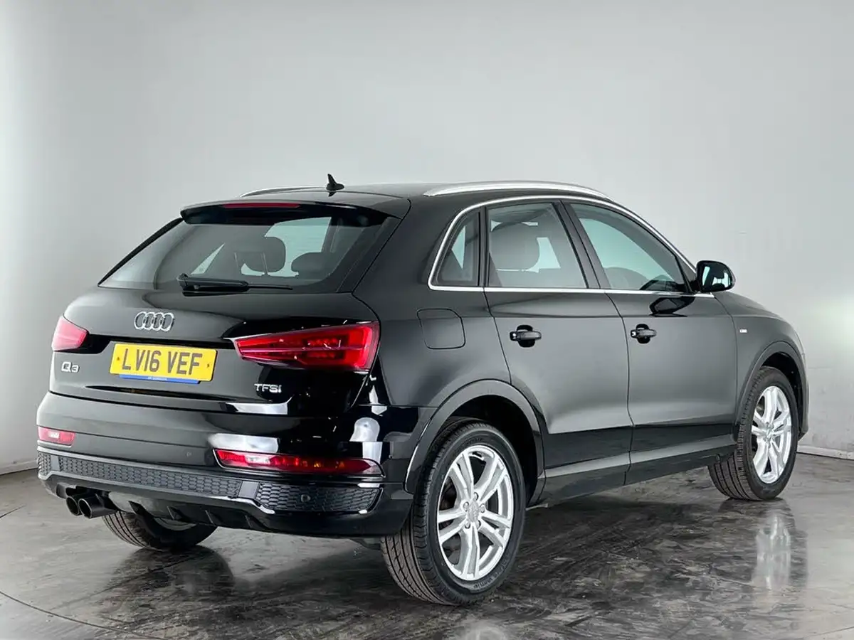 2016-audi-q3-14-s-line-tronic-big-5