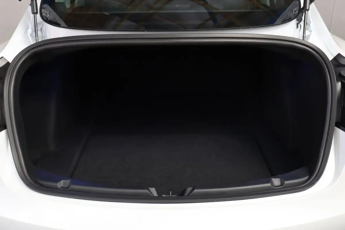 2019-tesla-model-3-e-4x4-performance-pack-big-20