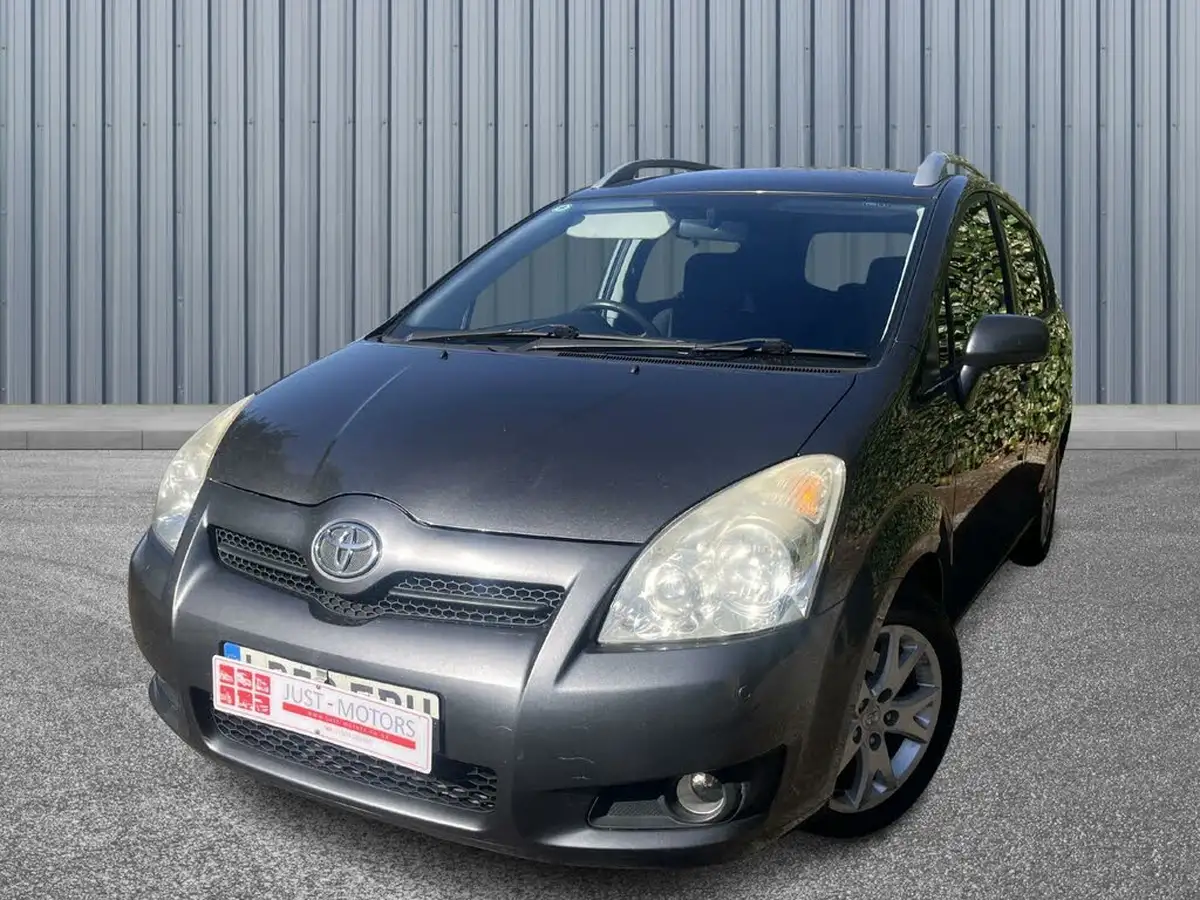 2009-toyota-verso-16-t2-vvt-i-big-2