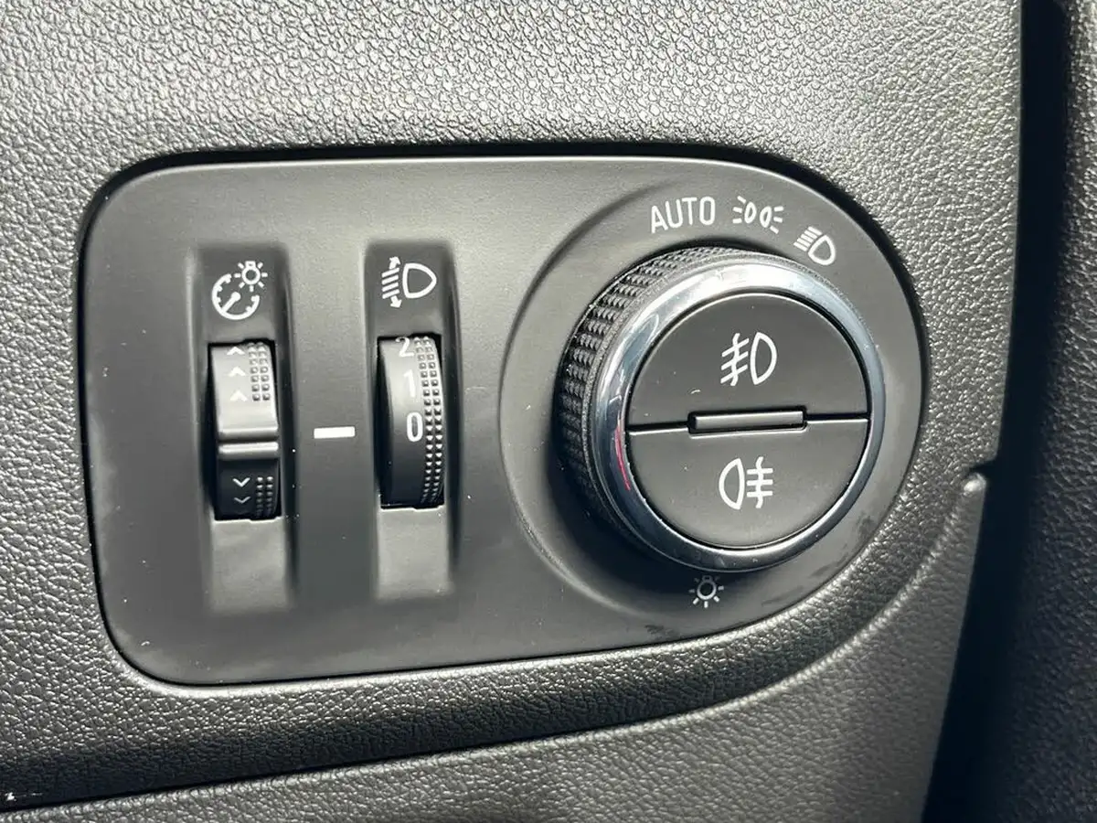 2020-vauxhall-crossland-x-12-elite-nav-130ps-turbo-auto-big-26