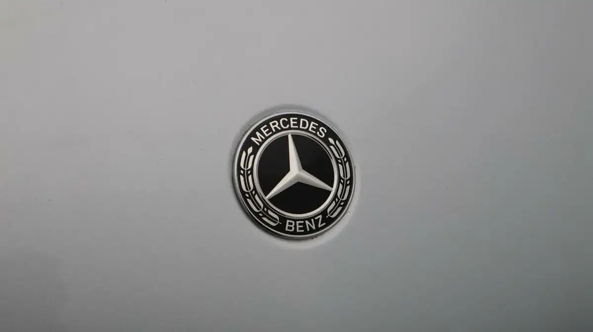 2020-mercedes-benz-a-class-13-a200-amg-line-executive-hatchback-5d-7g-dct-big-22