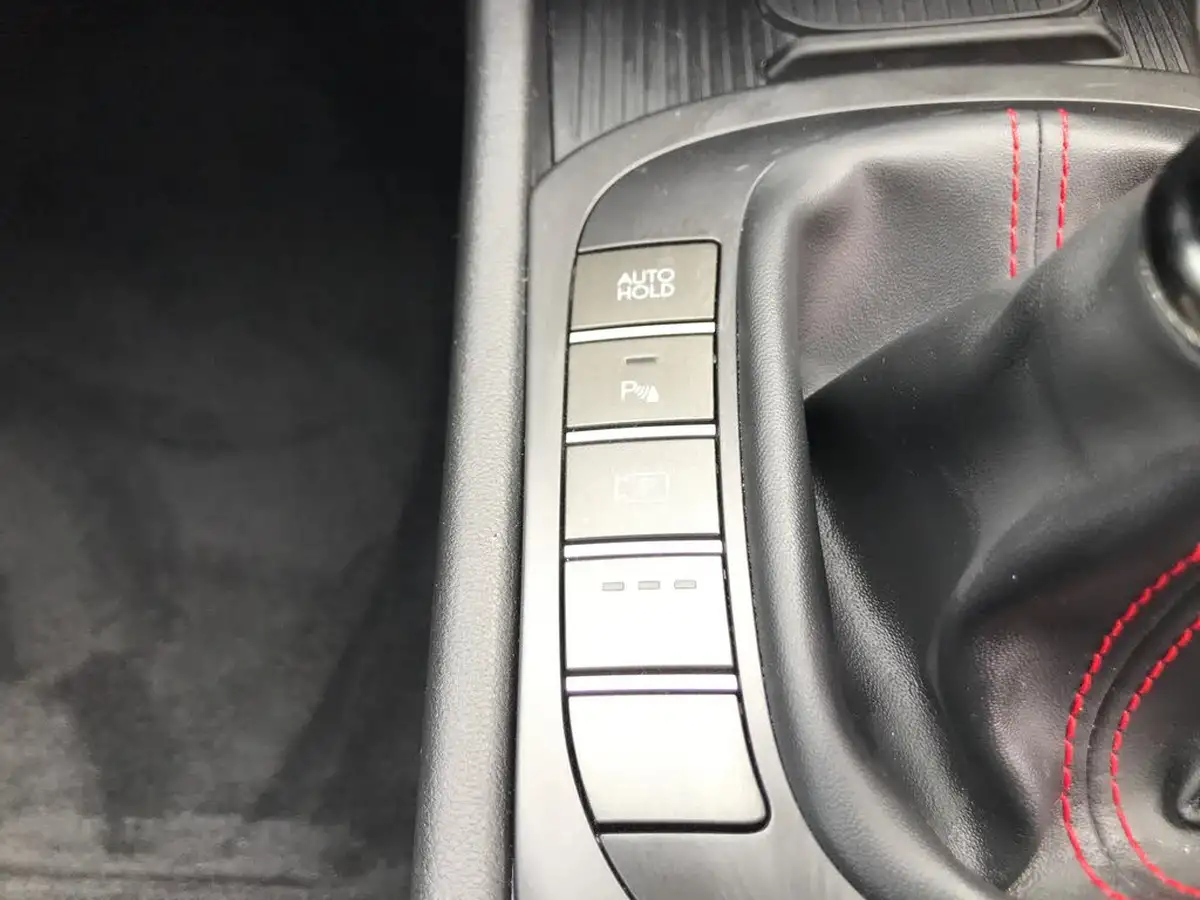 2024-hyundai-kona-10-t-gdi-n-line-120ps-big-16