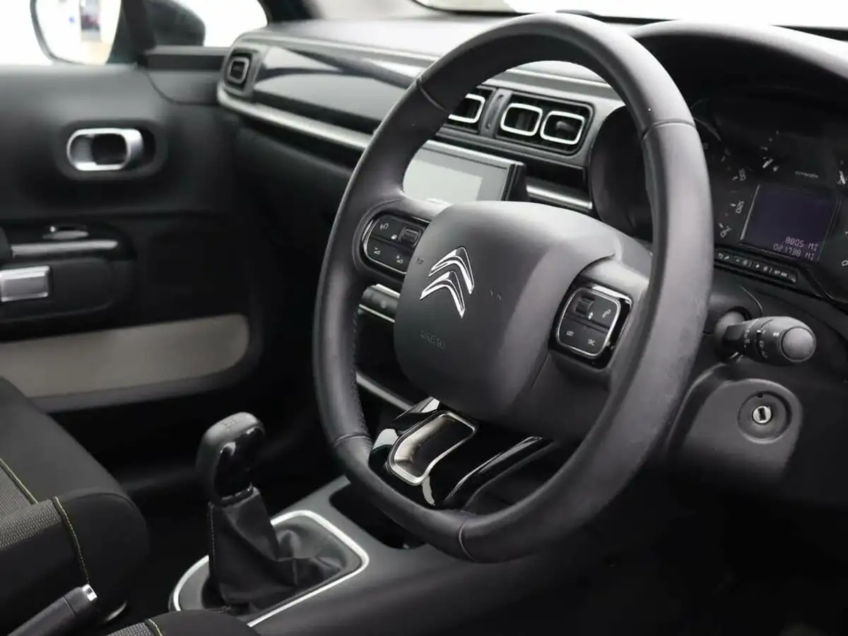 2020-citroen-c3-12-puretech-flair-83ps-big-11