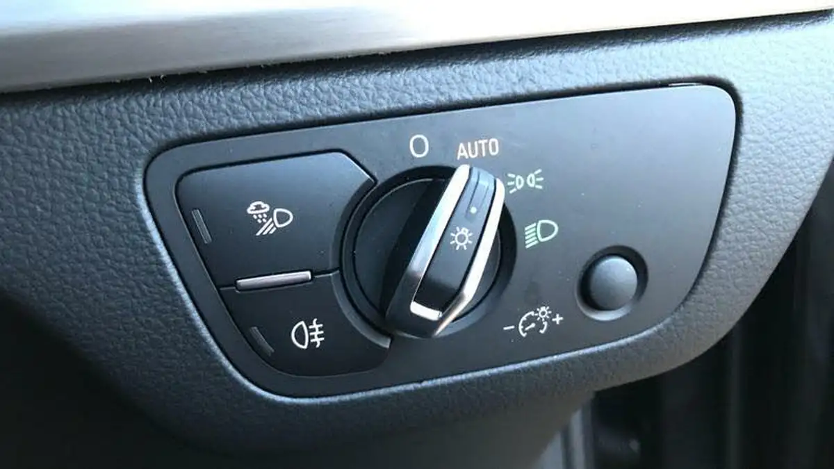 2021-audi-q5-20-50-tfsi-e-s-line-station-wagon-big-21