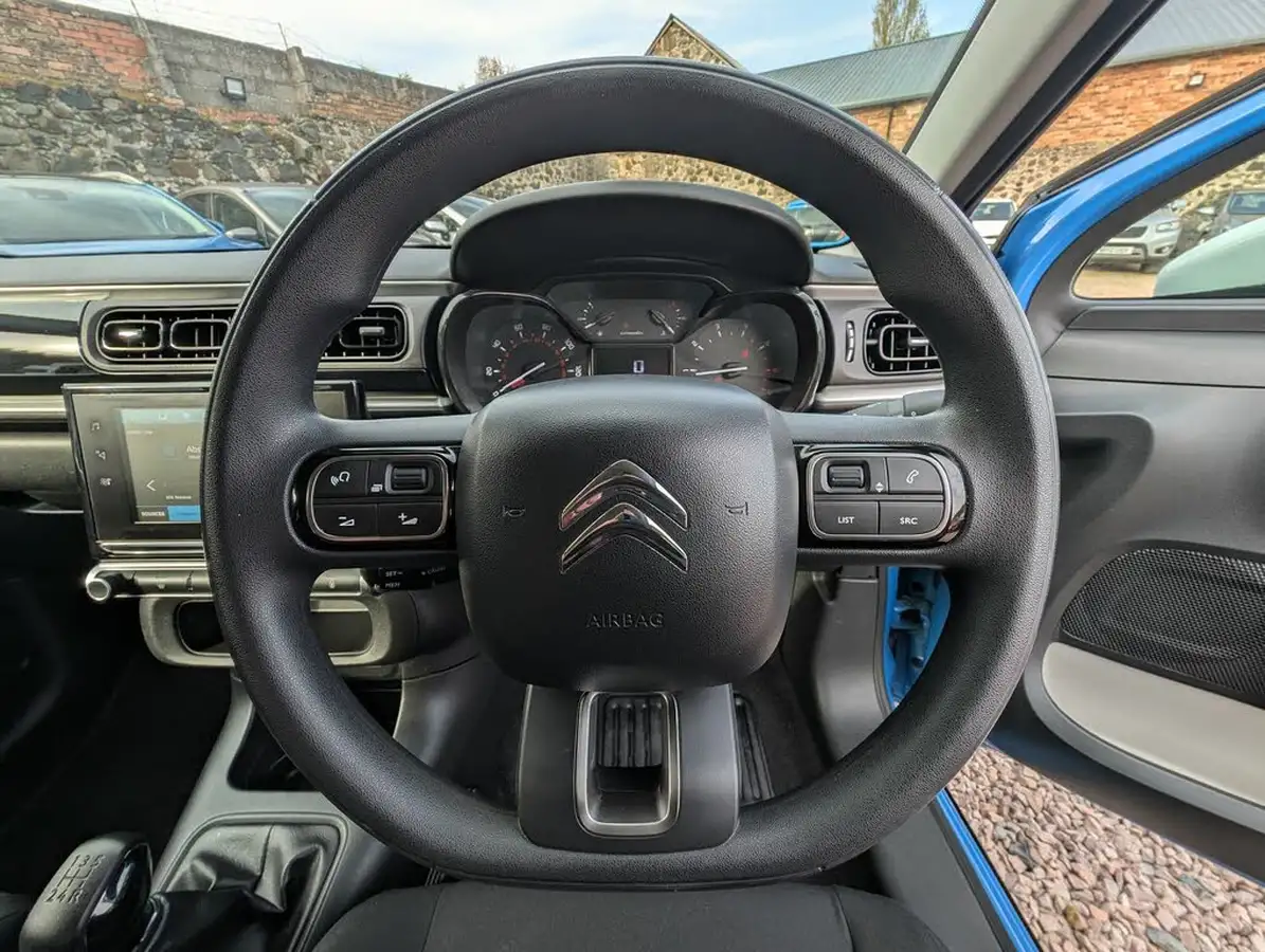 2016-citroen-c3-12-puretech-feel-82ps-big-8