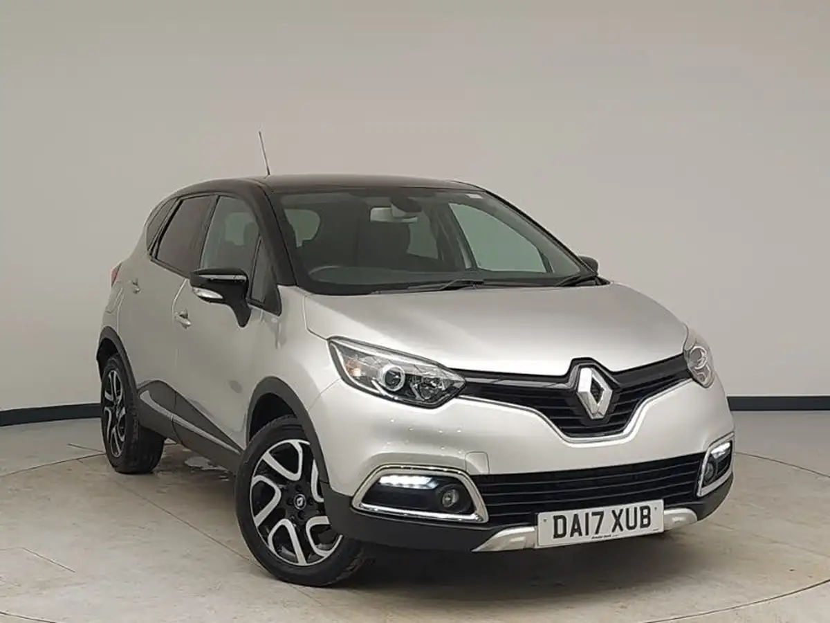 2017-renault-captur-09-signature-nav-big-0