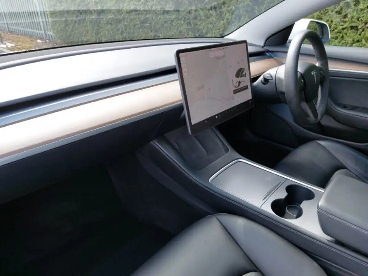 2021-tesla-model-3-e-long-range-4x4-big-4