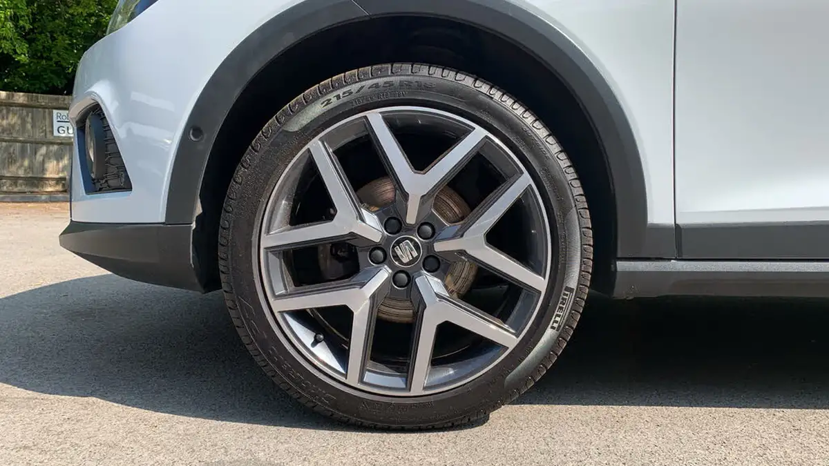 2020-seat-arona-10-tsi-xcellence-lux-115ps-big-13