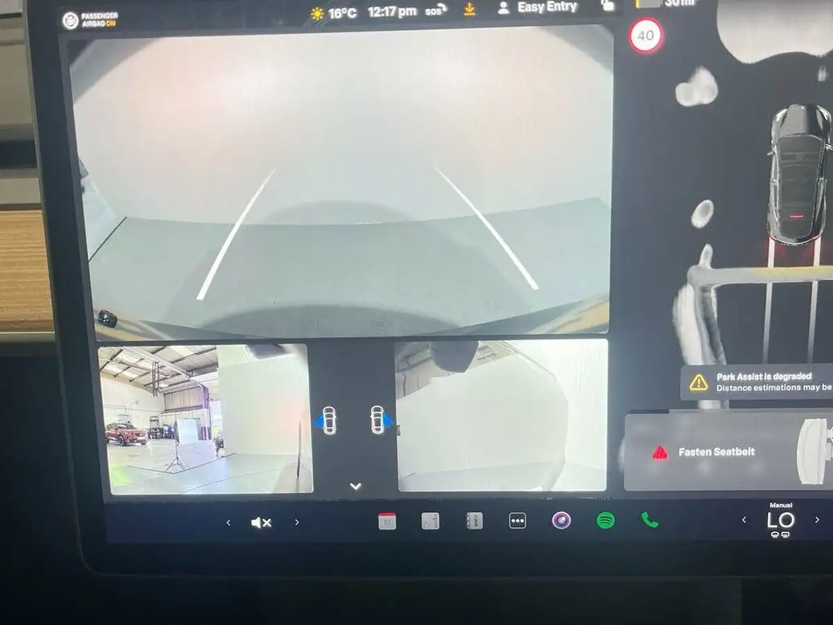 2024-tesla-model-y-e-performance-big-14